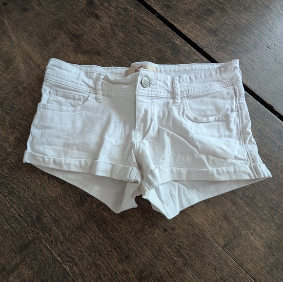 Hollister Pants - Hollister White Shorts